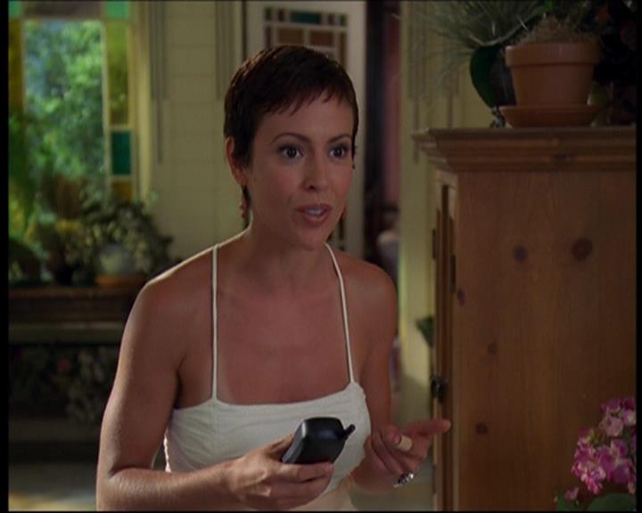 Charmed-Online_dot_net-601ValhalleyoftheDolls1156.jpg Charmed-Online_dot_net-601ValhalleyoftheDolls1156.jpg