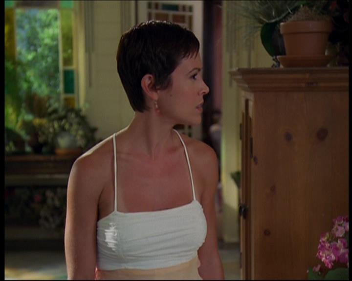 Charmed-Online_dot_net-601ValhalleyoftheDolls1169.jpg Charmed-Online_dot_net-601ValhalleyoftheDolls1169.jpg