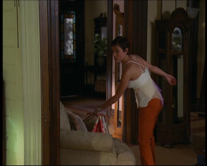 Charmed-Online_dot_net-601ValhalleyoftheDolls1173.jpg Charmed-Online_dot_net-601ValhalleyoftheDolls1173.jpg