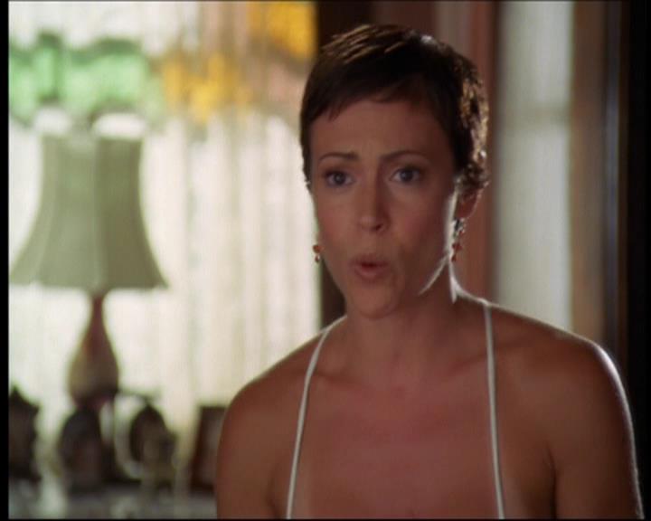 Charmed-Online_dot_net-601ValhalleyoftheDolls1437.jpg Charmed-Online_dot_net-601ValhalleyoftheDolls1437.jpg