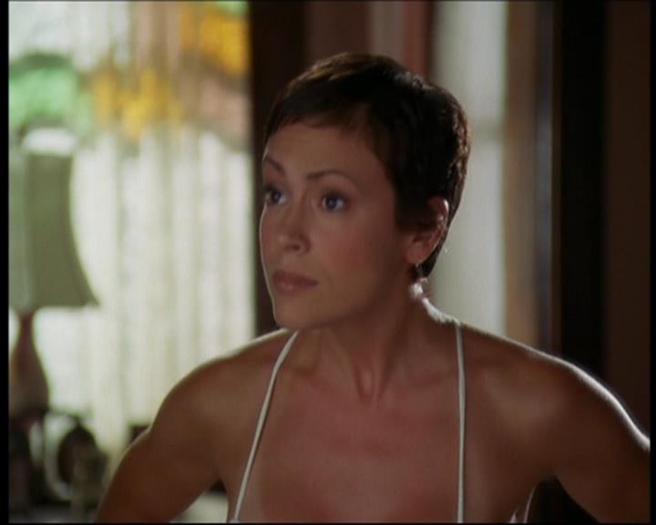 Charmed-Online_dot_net-601ValhalleyoftheDolls1465.jpg Charmed-Online_dot_net-601ValhalleyoftheDolls1465.jpg