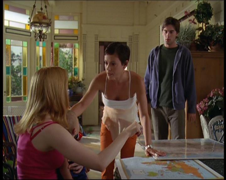 Charmed-Online_dot_net-601ValhalleyoftheDolls1484.jpg Charmed-Online_dot_net-601ValhalleyoftheDolls1484.jpg