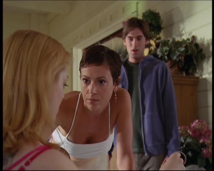 Charmed-Online_dot_net-601ValhalleyoftheDolls1491.jpg