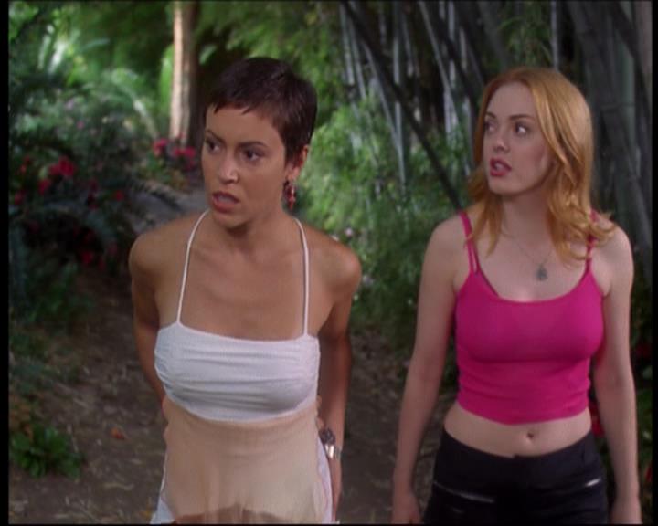 Charmed-Online_dot_net-601ValhalleyoftheDolls1573.jpg Charmed-Online_dot_net-601ValhalleyoftheDolls1573.jpg