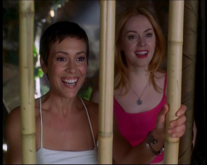 Charmed-Online_dot_net-601ValhalleyoftheDolls1612.jpg