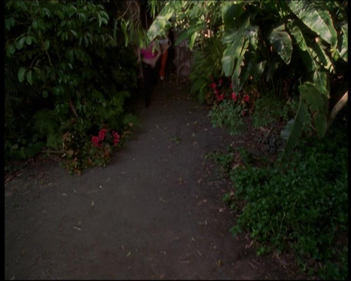 Charmed-Online_dot_net-601ValhalleyoftheDolls1661.jpg