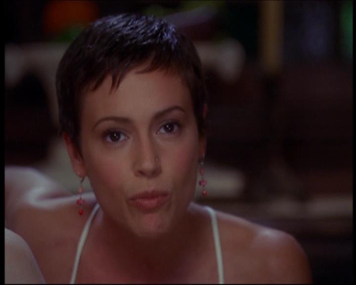 Charmed-Online_dot_net-601ValhalleyoftheDolls1772.jpg