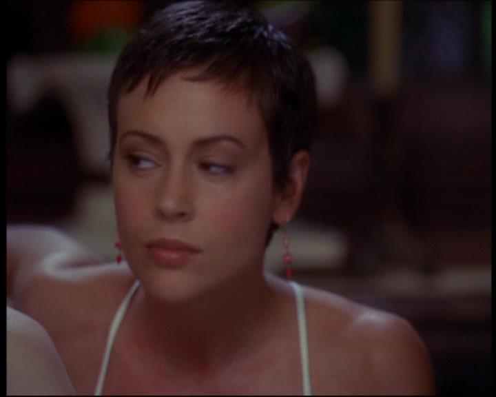 Charmed-Online_dot_net-601ValhalleyoftheDolls1780.jpg