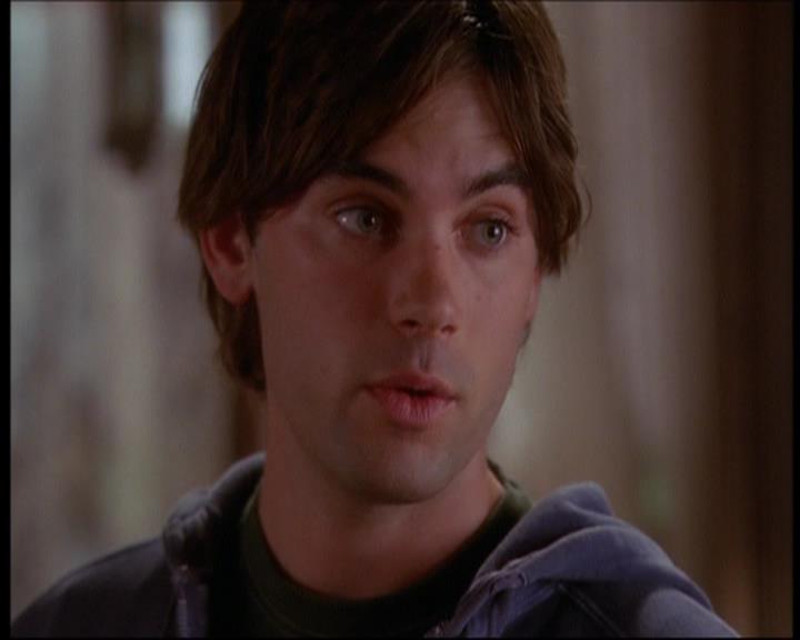 Charmed-Online_dot_net-601ValhalleyoftheDolls2002.jpg