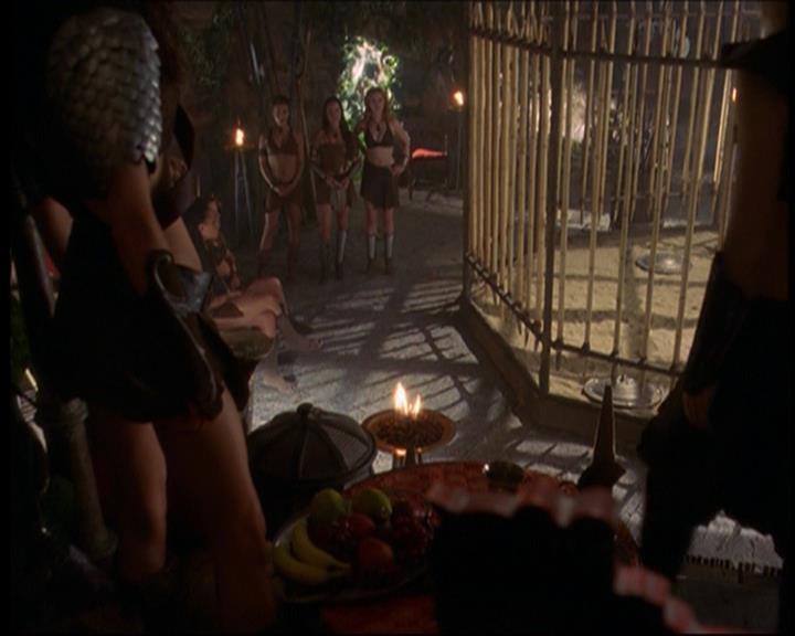 Charmed-Online_dot_net-601ValhalleyoftheDolls2058.jpg