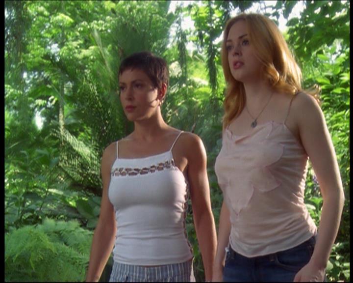 Charmed-Online_dot_net-602Valhalleyofthedolls-part22095.jpg