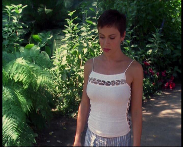 Charmed-Online_dot_net-602Valhalleyofthedolls-part22124.jpg