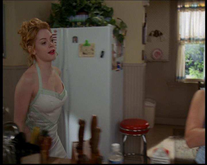 Charmed-Online_dot_net-603ForgetMe---Not0215.jpg