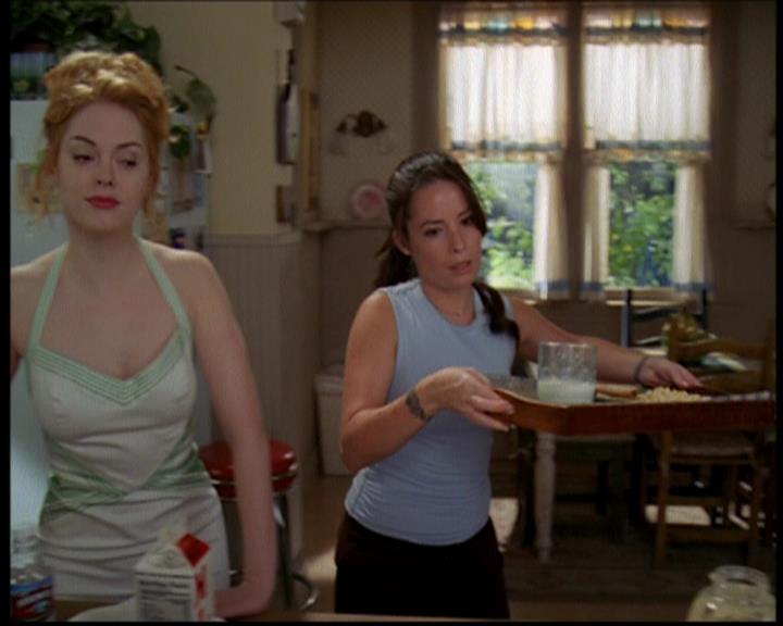 Charmed-Online_dot_net-603ForgetMe---Not0251.jpg