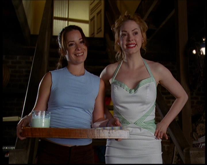 Charmed-Online_dot_net-603ForgetMe---Not0291.jpg