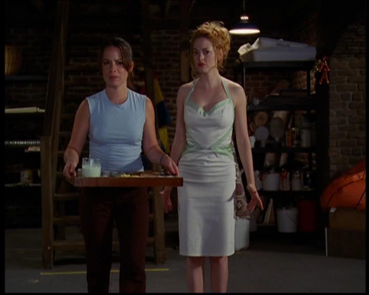 Charmed-Online_dot_net-603ForgetMe---Not0302.jpg
