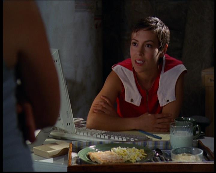 Charmed-Online_dot_net-603ForgetMe---Not0324.jpg