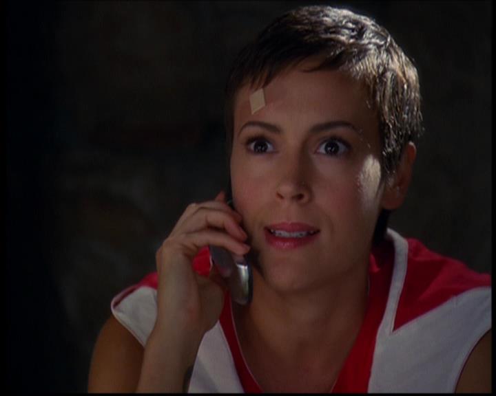 Charmed-Online_dot_net-603ForgetMe---Not0342.jpg