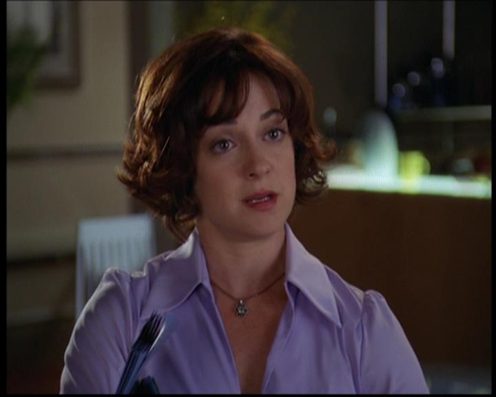 Charmed-Online_dot_net-603ForgetMe---Not0433.jpg