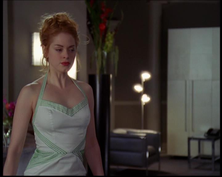 Charmed-Online_dot_net-603ForgetMe---Not0462.jpg