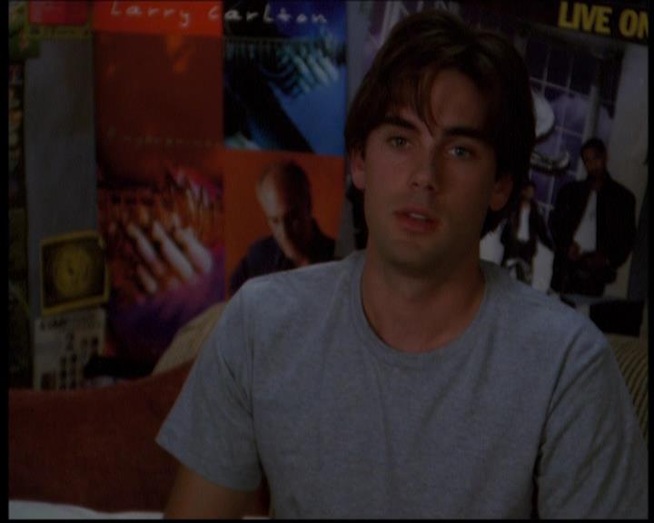 Charmed-Online_dot_net-603ForgetMe---Not0502.jpg