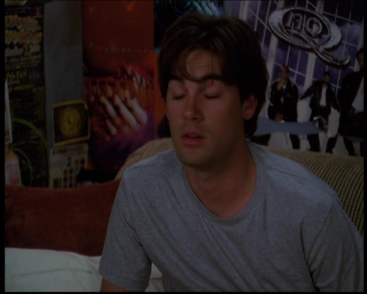Charmed-Online_dot_net-603ForgetMe---Not0530.jpg