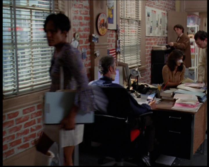 Charmed-Online_dot_net-603ForgetMe---Not0560.jpg