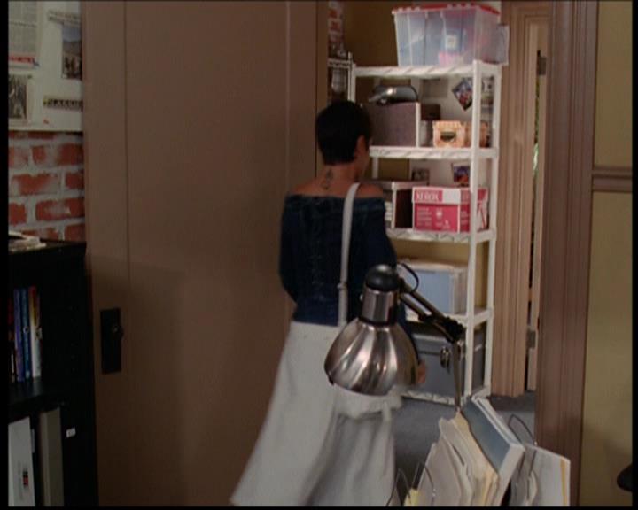 Charmed-Online_dot_net-603ForgetMe---Not0575.jpg