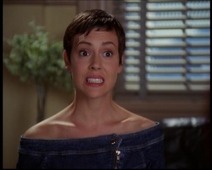 Charmed-Online_dot_net-603ForgetMe---Not0604.jpg