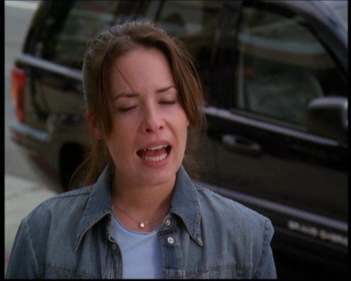 Charmed-Online_dot_net-603ForgetMe---Not0657.jpg