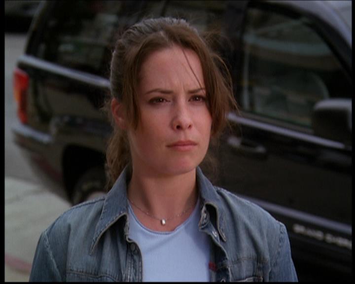 Charmed-Online_dot_net-603ForgetMe---Not0670.jpg