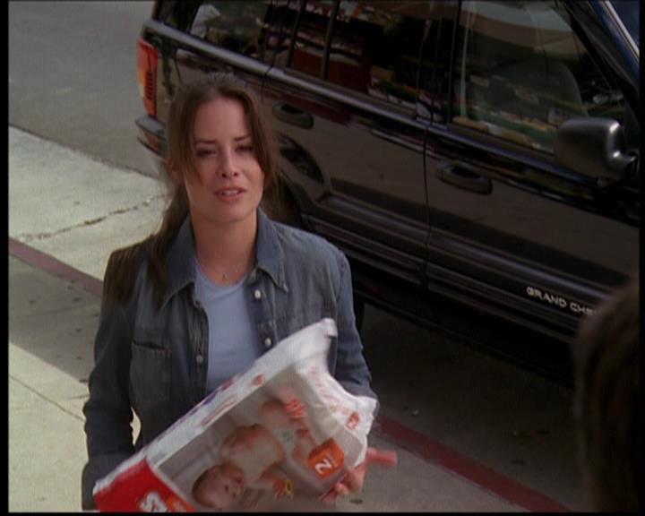 Charmed-Online_dot_net-603ForgetMe---Not0678.jpg