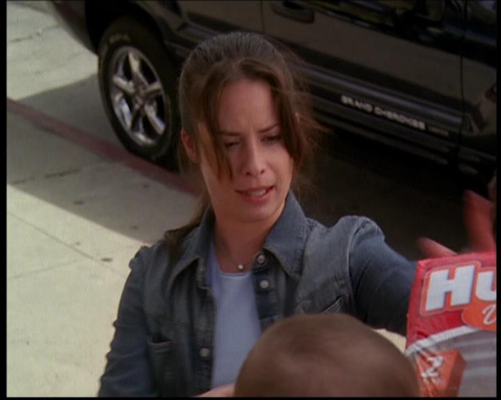 Charmed-Online_dot_net-603ForgetMe---Not0681.jpg