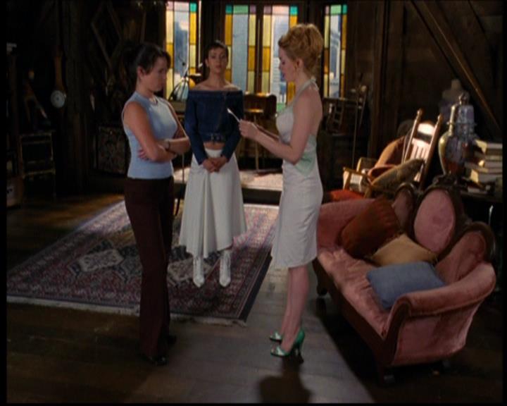 Charmed-Online_dot_net-603ForgetMe---Not0860.jpg Charmed-Online_dot_net-603ForgetMe---Not0860.jpg