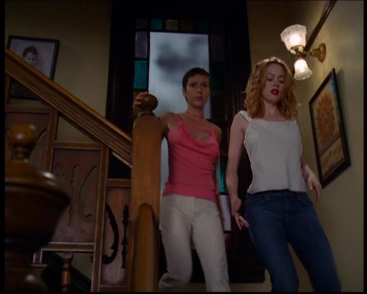 Charmed-Online_dot_net-603ForgetMe---Not0882.jpg