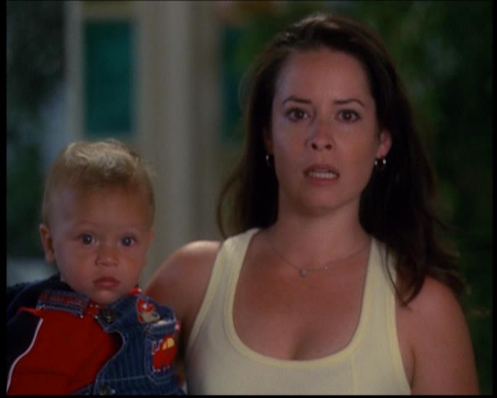 Charmed-Online_dot_net-603ForgetMe---Not0890.jpg Charmed-Online_dot_net-603ForgetMe---Not0890.jpg