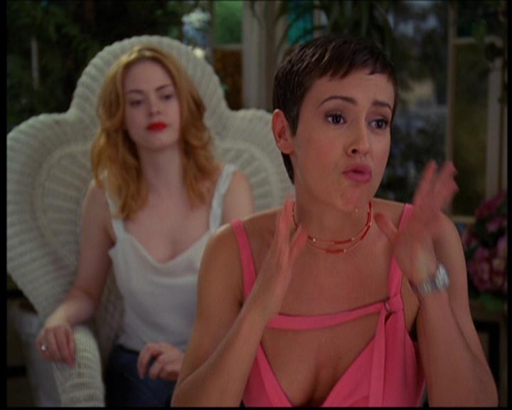 Charmed-Online_dot_net-603ForgetMe---Not0982.jpg
