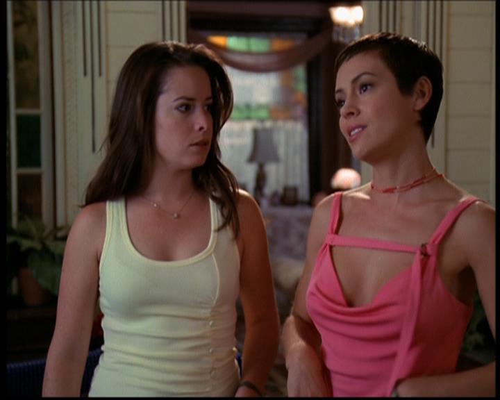 Charmed-Online_dot_net-603ForgetMe---Not1176.jpg Charmed-Online_dot_net-603ForgetMe---Not1176.jpg