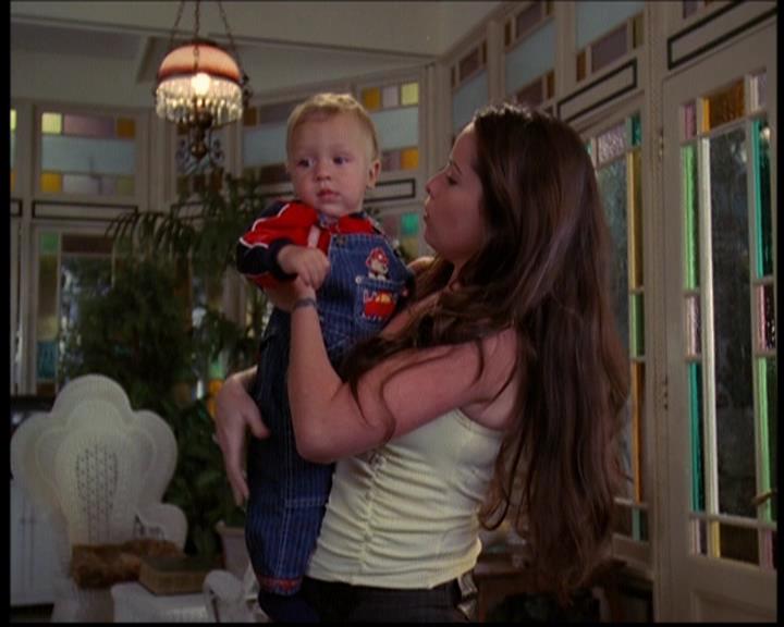 Charmed-Online_dot_net-603ForgetMe---Not1371.jpg