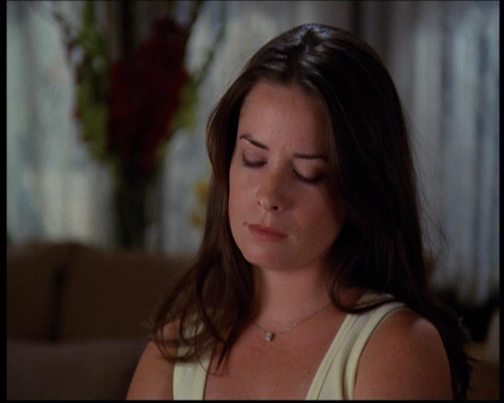 Charmed-Online_dot_net-603ForgetMe---Not1785.jpg