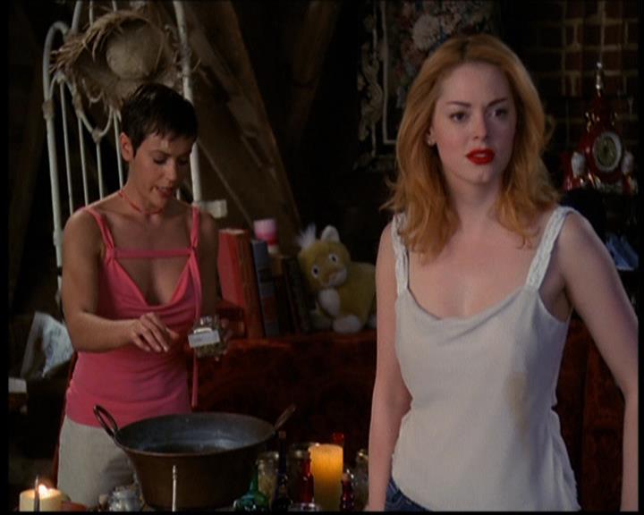 Charmed-Online_dot_net-603ForgetMe---Not1829.jpg