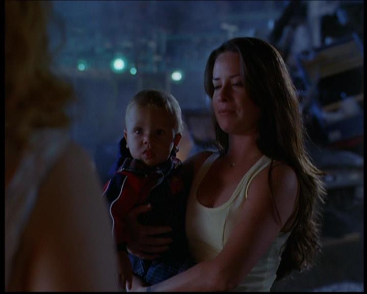 Charmed-Online_dot_net-603ForgetMe---Not2008.jpg