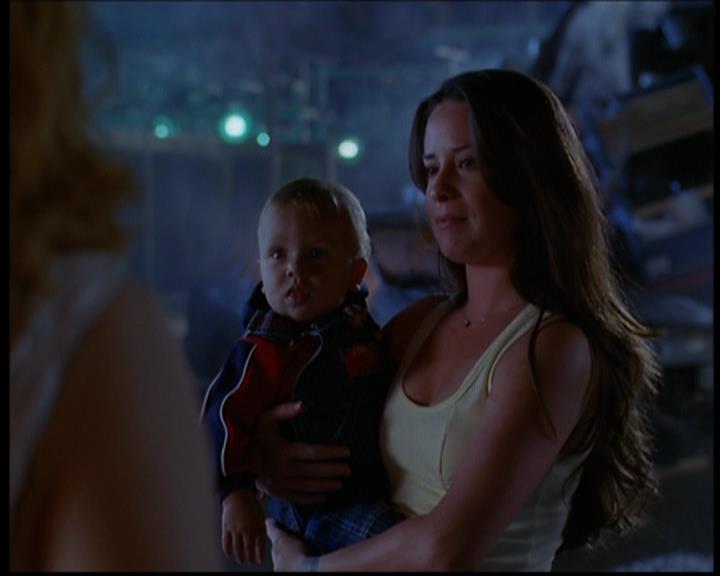 Charmed-Online_dot_net-603ForgetMe---Not2010.jpg