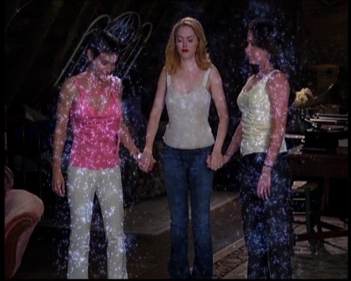 Charmed-Online_dot_net-603ForgetMe---Not2190.jpg