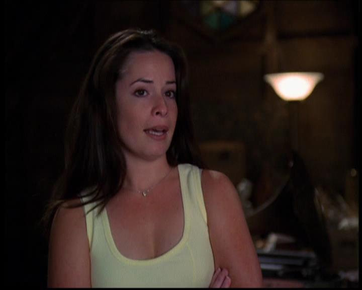 Charmed-Online_dot_net-603ForgetMe---Not2218.jpg