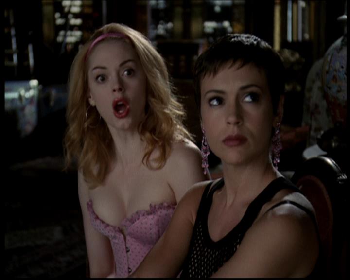 Charmed-Online_dot_net-604ThePowerofThreeBlondes0035.jpg