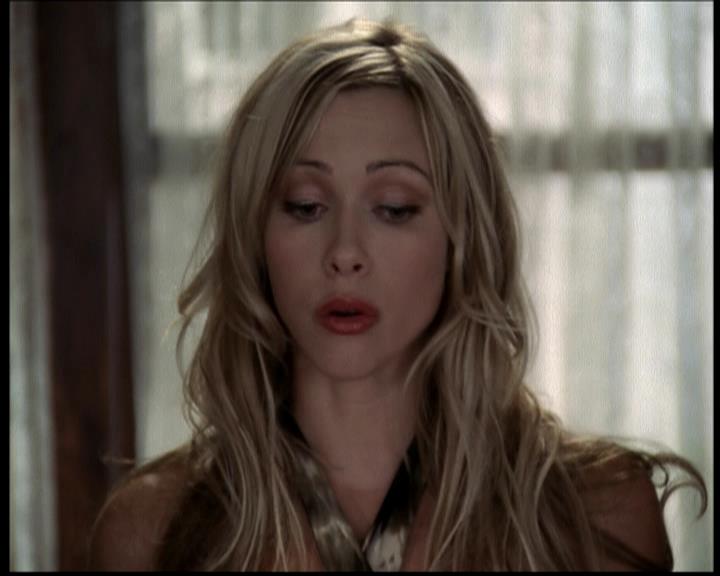 Charmed-Online_dot_net-604ThePowerofThreeBlondes0810.jpg
