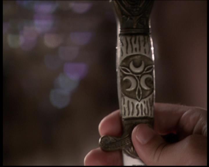 Charmed-Online_dot_net-604ThePowerofThreeBlondes0891.jpg
