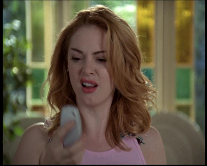 Charmed-Online_dot_net-604ThePowerofThreeBlondes1050.jpg Charmed-Online_dot_net-604ThePowerofThreeBlondes1050.jpg