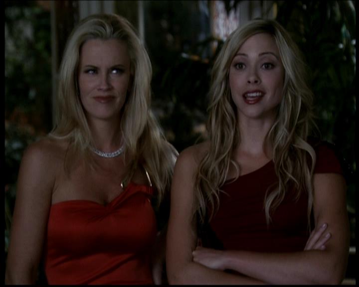 Charmed-Online_dot_net-604ThePowerofThreeBlondes1903.jpg